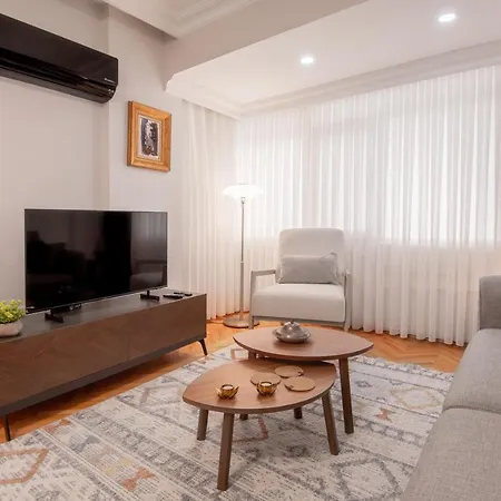 شقة Charming Bagdat Avenue Hideaway, Near Marina اسطنبول