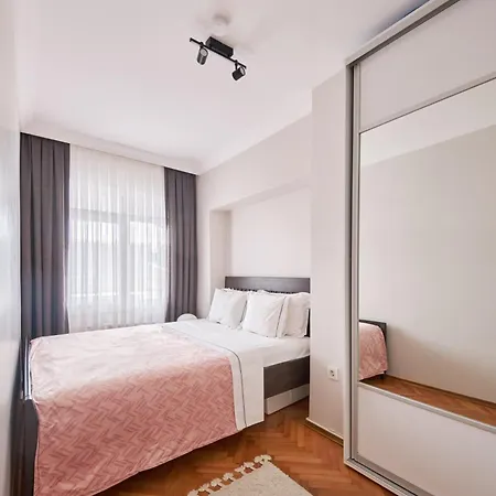 公寓 Charming Bagdat Avenue Hideaway, Near Marina 伊斯坦布尔